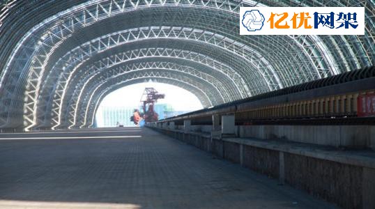 七台河料棚网架